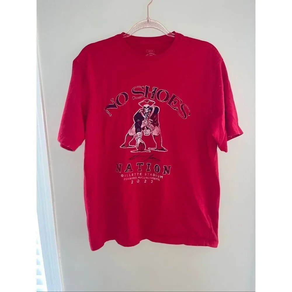 Kenny Chesney 2022 Gillette Stadium No Shoes Nation Red Concert Tee M